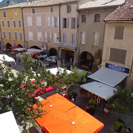 Appartement Spacieux 6 Personnes Tres Lumineux Buis-les-Baronnies